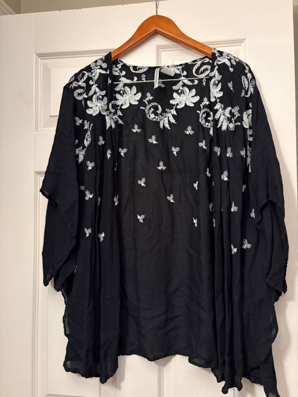 Black Embroidered Floral Kimono Tunic